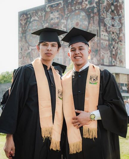 Купить диплом в москве с занесением